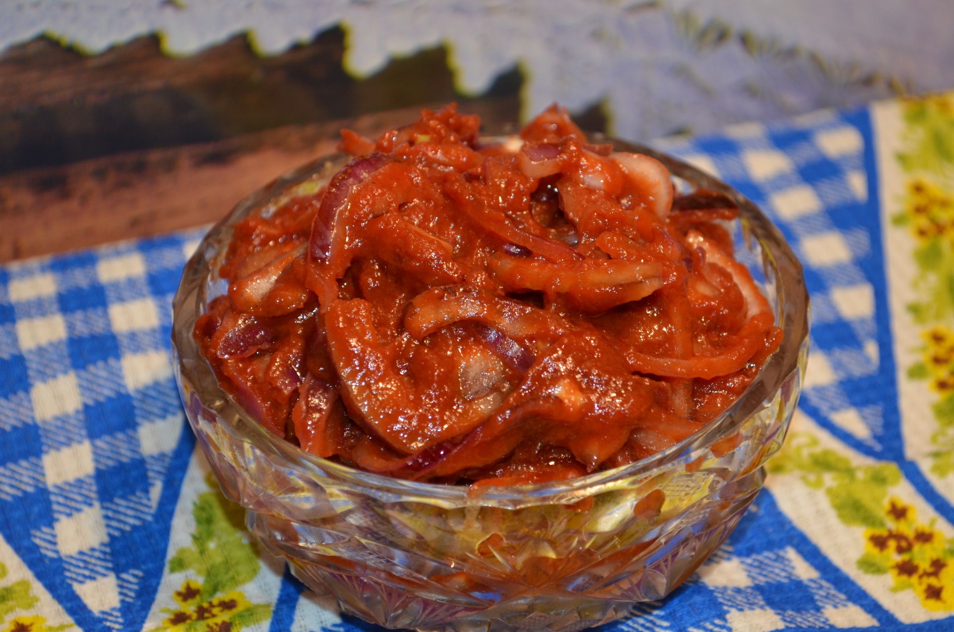 Салат из лука репчатого